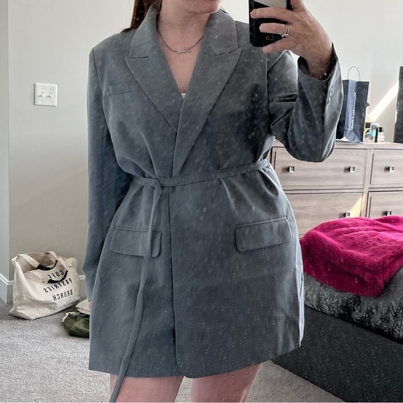 Side-Tie Blazer Mini Dress - Picture 3 of 3